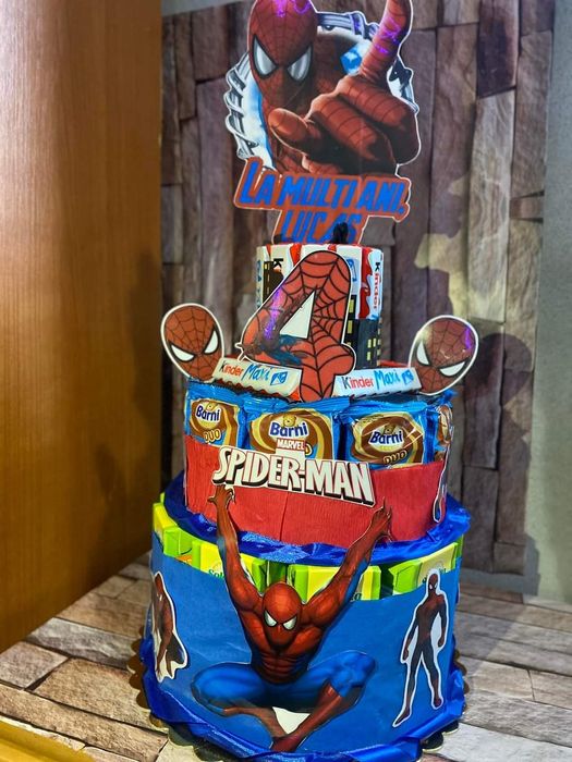 Torturi dulciuri ambalate