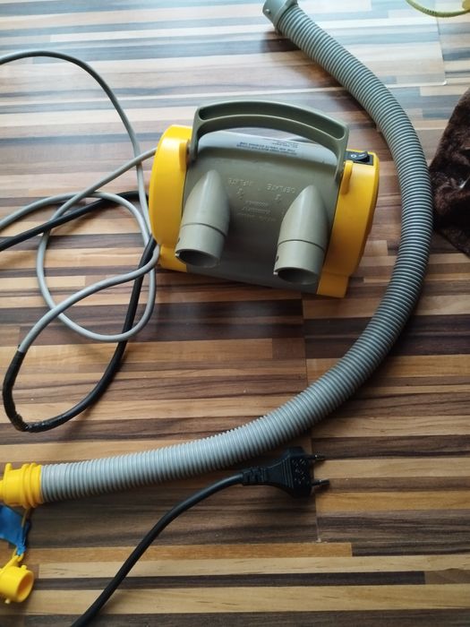 Pompă electrică pt saltele,bărci,etc