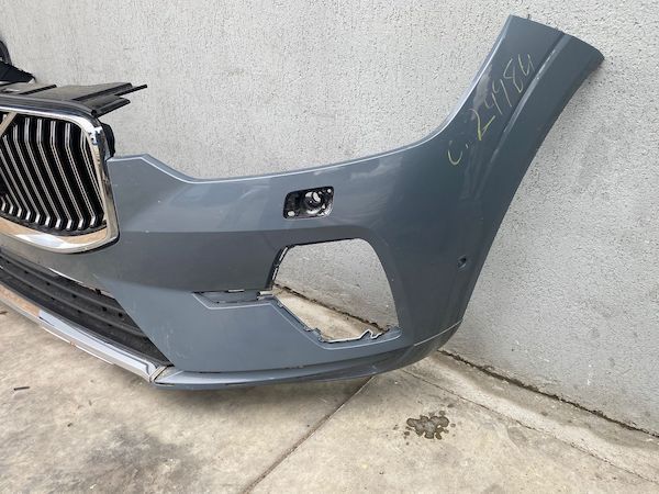 Bara fata cu 6 senzori si gauri de spalator VOLVO XC60 2021+