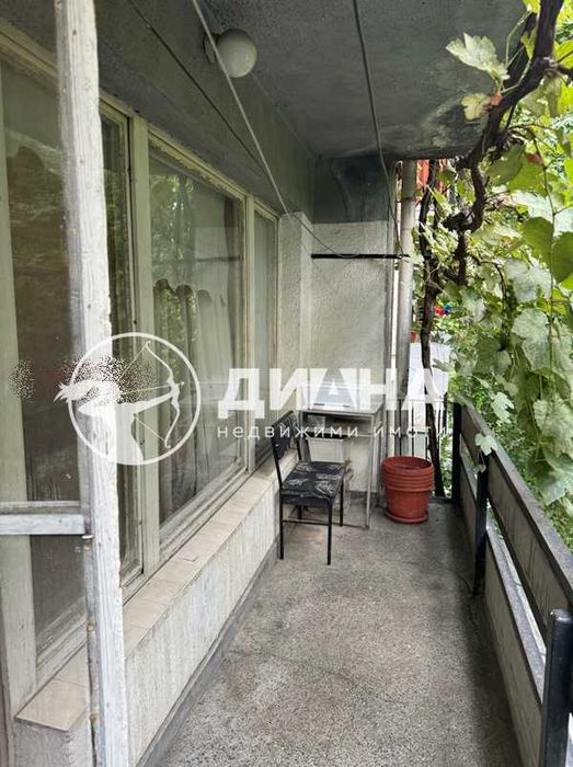 Продава се Тристаен апартамент в Пловдив, Кършияка - 104 кв.м за 1154 €/кв.м - Снимка #8