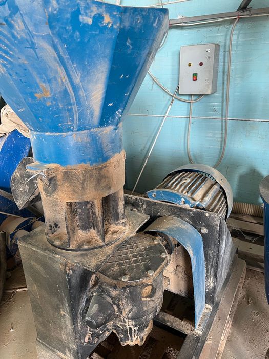 Vand presa de peleti 22kw