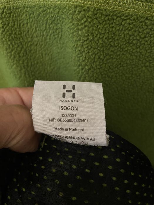 Vând jachetă polartec Haglofs