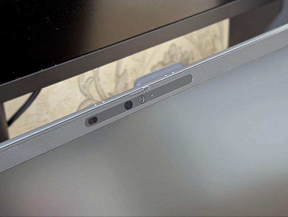 Noutbuk srochna sotiladi Dell latitude 7420