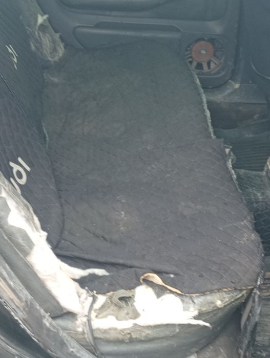 Audi  А6 1998год