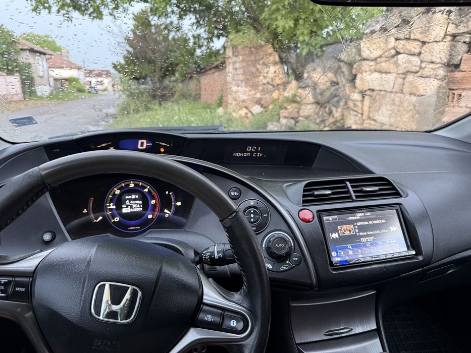 Honda civic 2010 , 2.2 140 коня на части