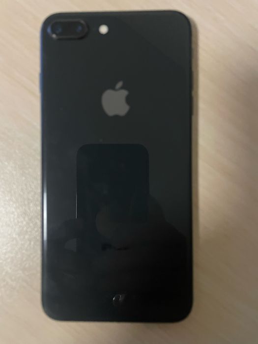 IPhone 8 plus 64gb