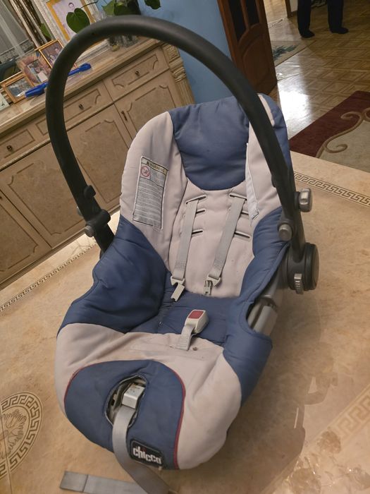 Детское автокресло chicco