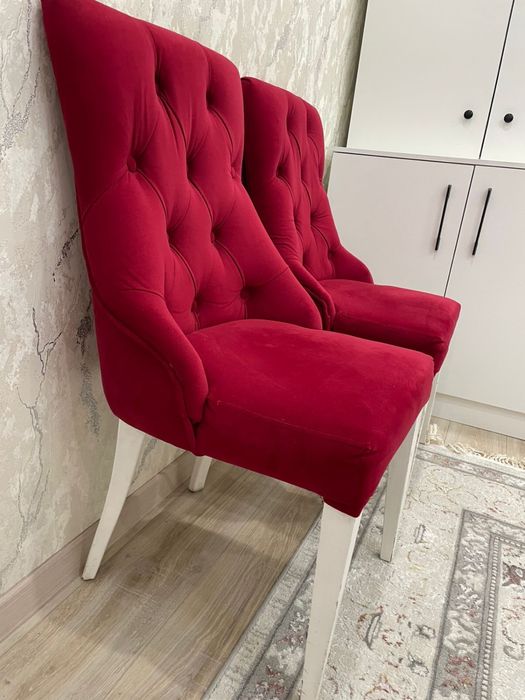 Стулья срочно 2 шт