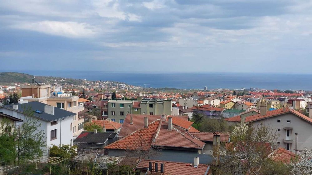 Продава се Етаж от къща в Варна, Виница - 325 кв.м за 770 €/кв.м - Снимка #1