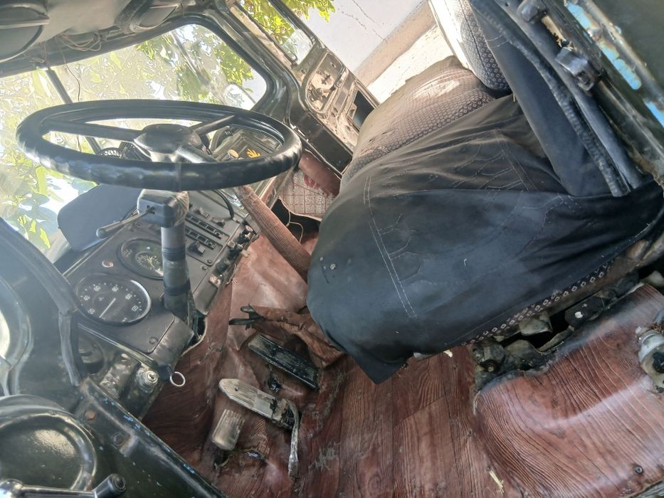 Ishlab turgan moshina