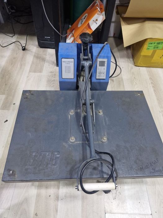 Termo press aparat