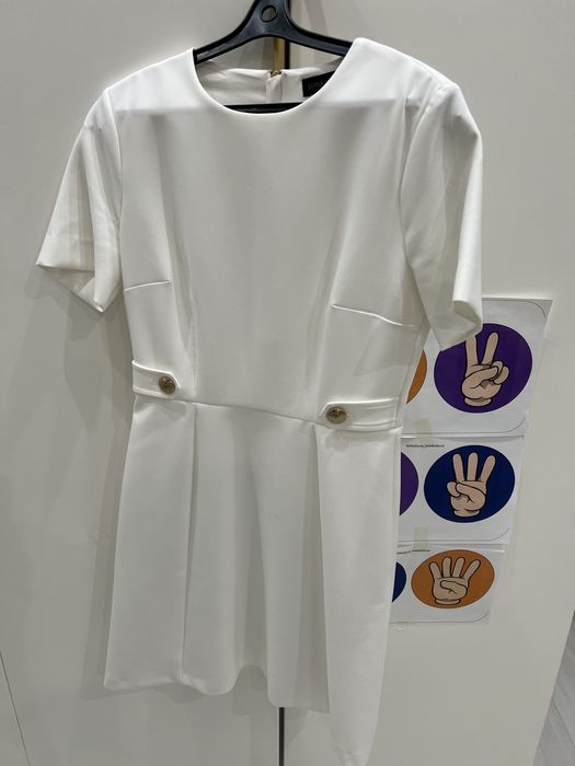 Коктейльное белое платье