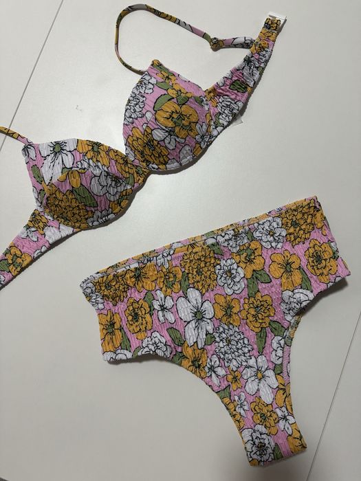 Продам купальник