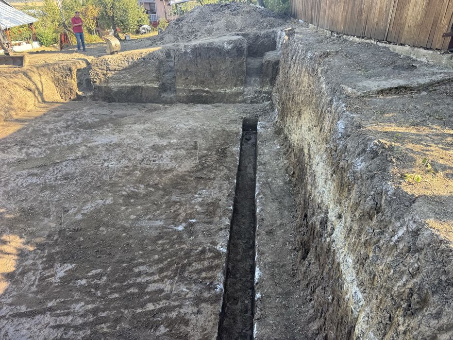 Piatra decorativa,calcar ,granit,nisip ,pietris,pamant,amestec beton,