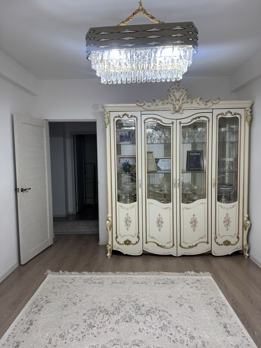 Мкр.Берекден 3 бөлмелі пәтер сатылады.