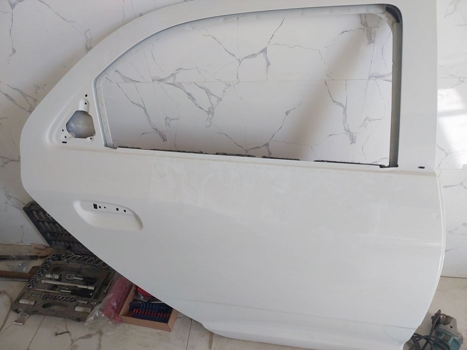 Дверь кобальт тататтата