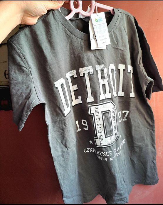 Tricou nou cu etichetă KOTON mărime xs