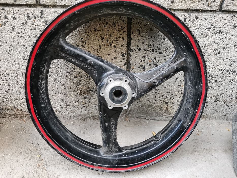 Предна джанта Хонда F3 , F4