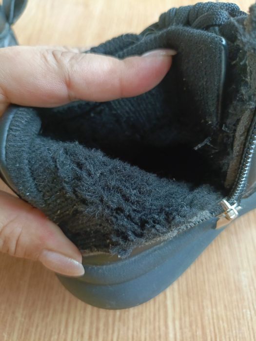 Продам сапожки демисезонные