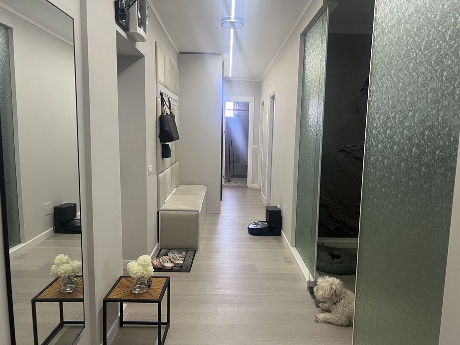 Apartament 3 camere Mega Mall