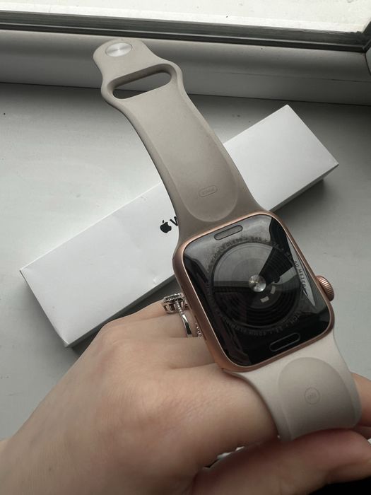 Смарт часы Apple Watch