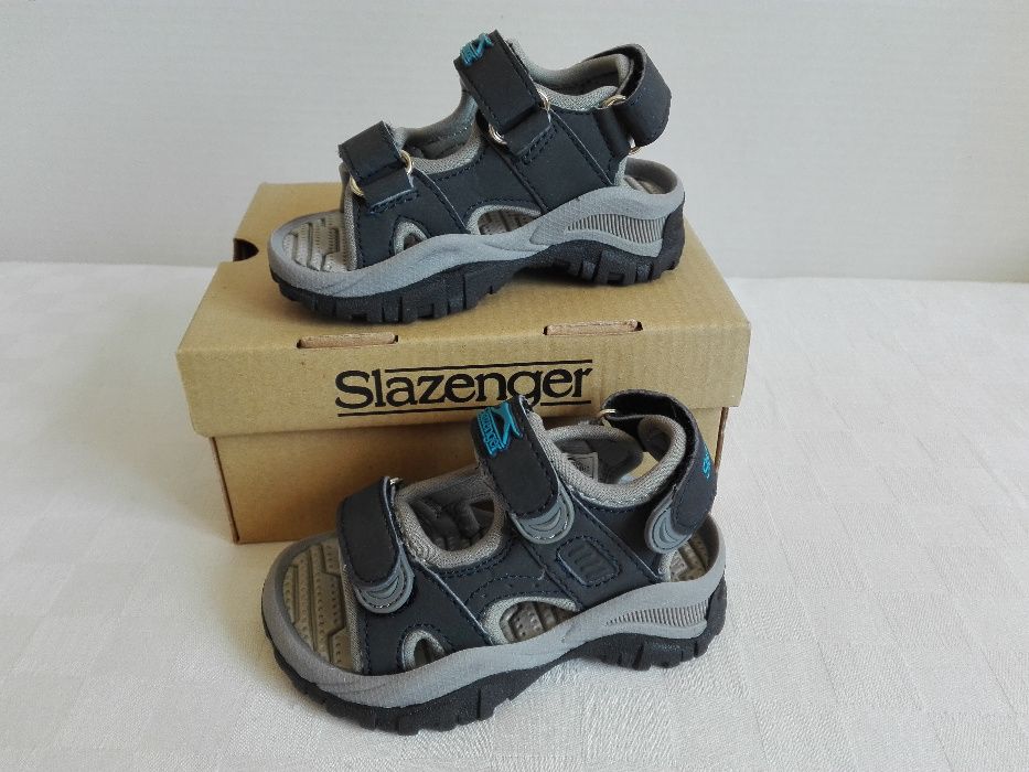 Нови Детски сандалки размер 21