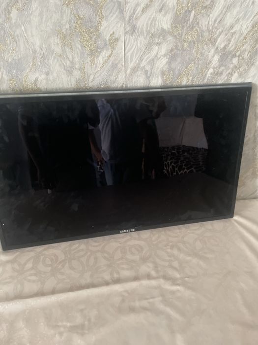 vand monitor in stare perfecta