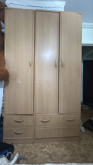 Продам шкаф б/у !