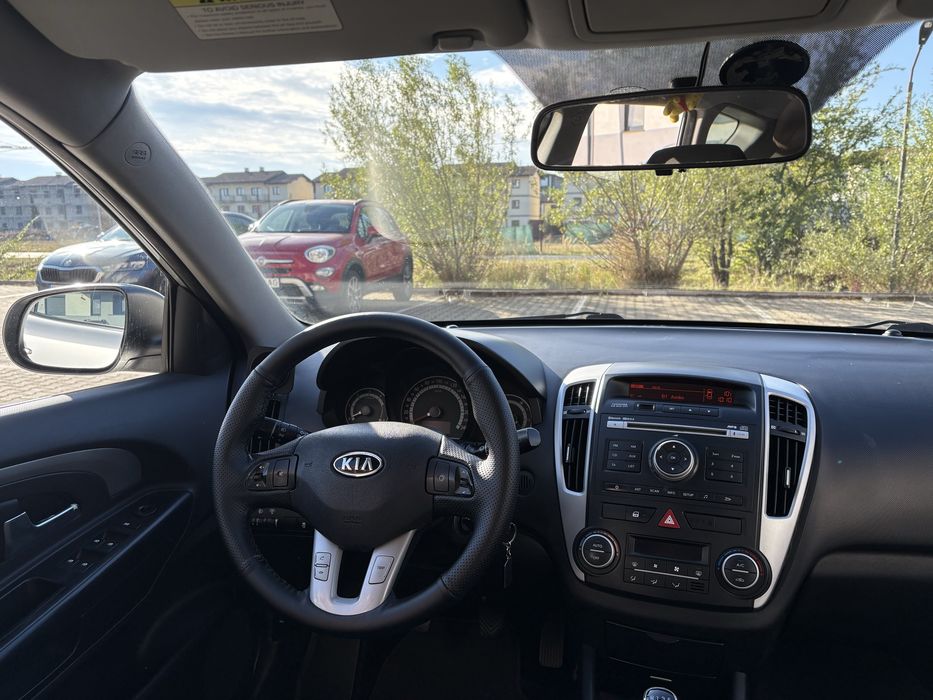 KIA CEED 2010 sw 1.6 crdi 85kw