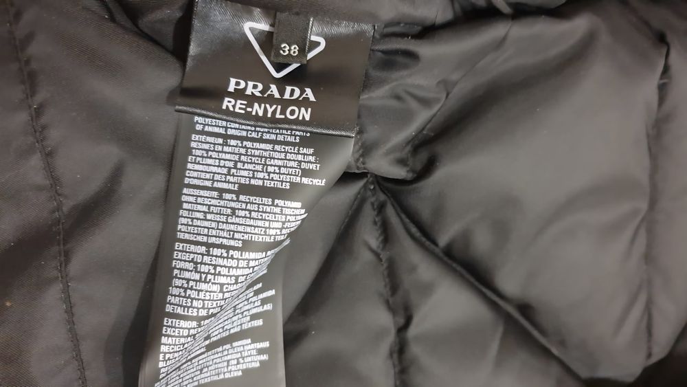 Пуховик PRADA, оригинал Италия