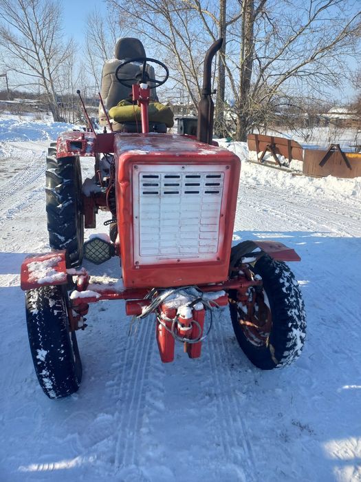 Продам трактор на ходу