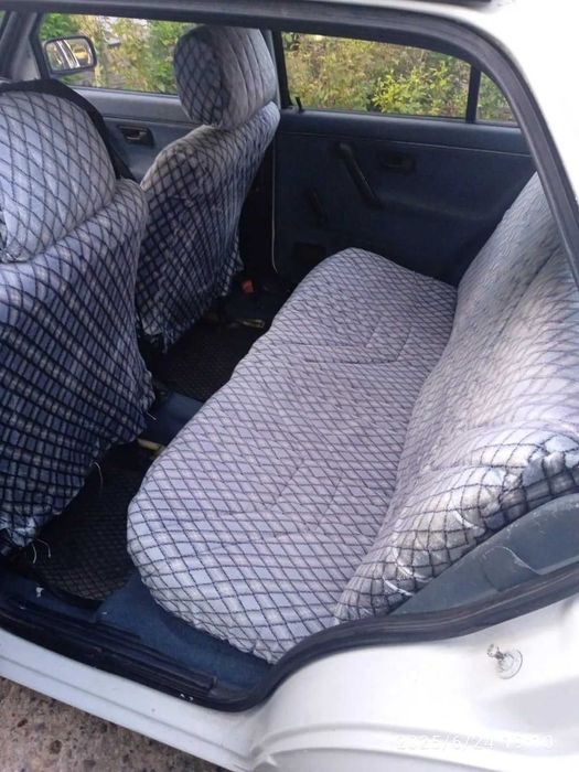 Автомобиль Фольксваген Гольф 2