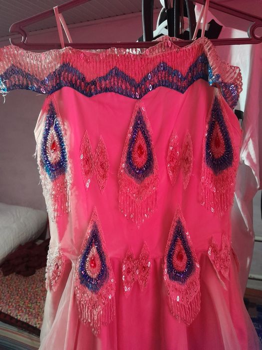 Платье  вечерний