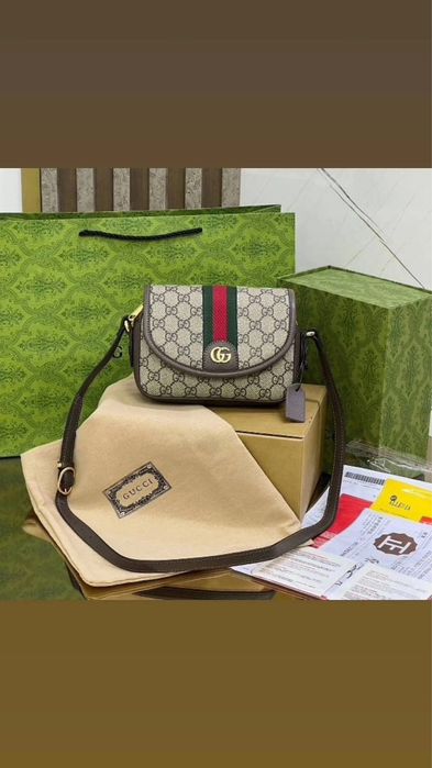 Сумки очень дешево,магазин закрылься.Продоем последние товары не дорог