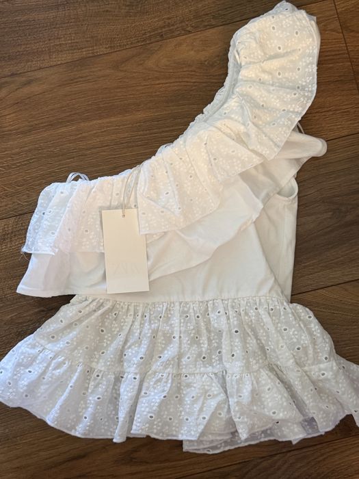 “Crochet” топ Zara с едно рамо