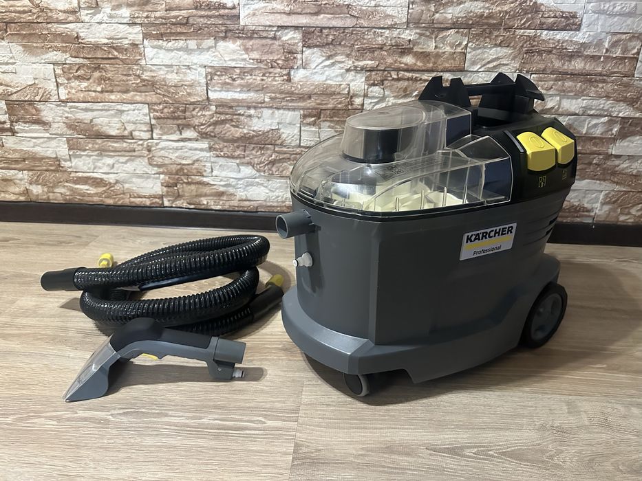 Моющий пылесос химчистка Karcher Puzzi 8/1