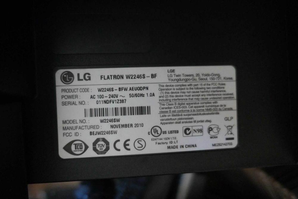 Monitor LED LCD 24" Asus Acer G245HQ Philips 221EL 23" Samsung S23B350 TN LG Flatron W2246S Lenovo T2224r 21.5" Full HD VGA LI2215S AOC Benq F2220HD