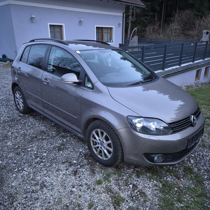 Golf 6  an fabricatie 2012 motor 1,6 cu 105 cp