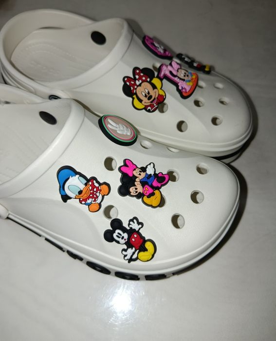 Джибитсы на crocs Jibbitz набор очень хорошо