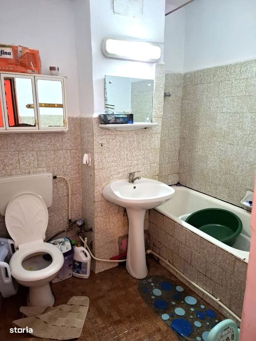 COMISION O , 2 camere decomandat | Etaj 3/4 | Centrală proprie