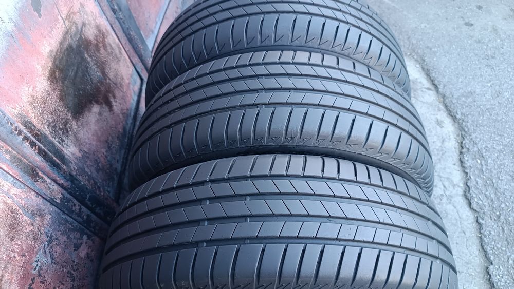 195/65/15 Bridgestone Дот 3923