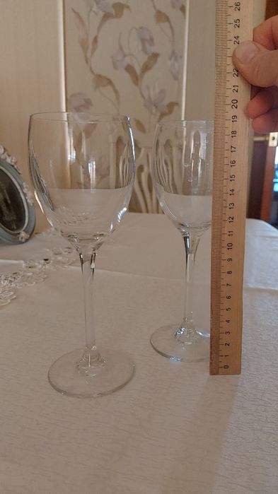 Продам бокалы для вина Luminarc