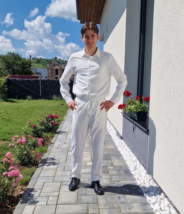 Înbrăcăminte alba de botez