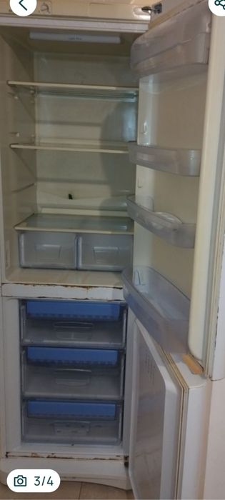 Frigider Indesit functionabil/3500
