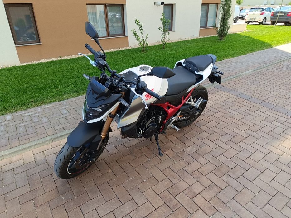 Honda cb 750 hornet quickshifter 2023