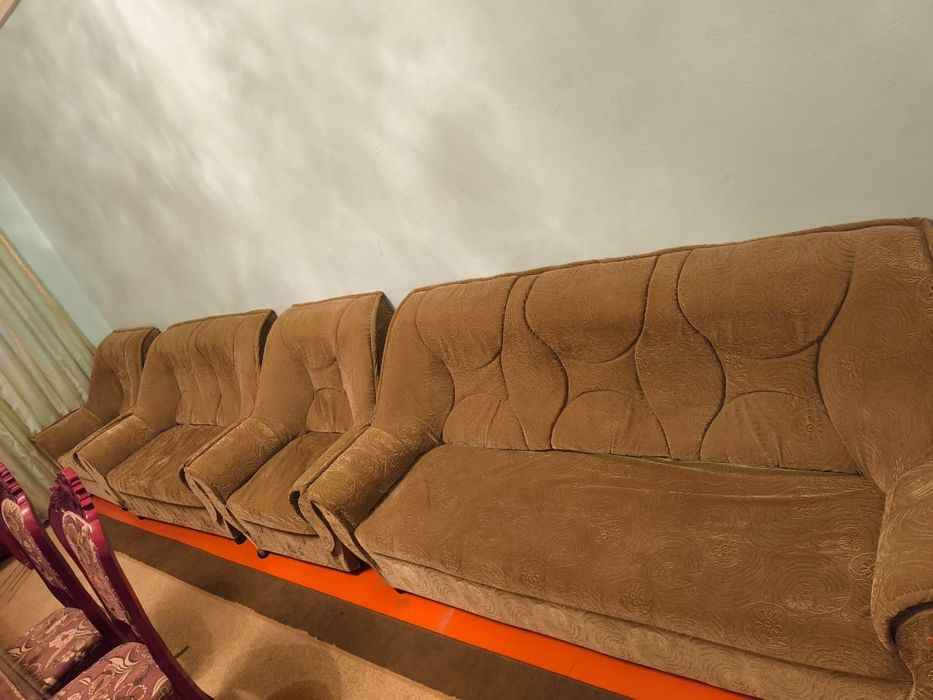 Уголок диван  хорошем состоянии