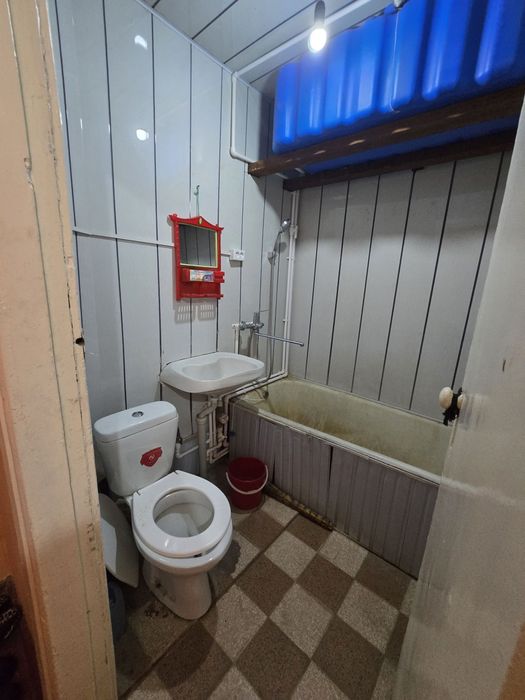 Ijara 2 qavat 2 xona 2 etajli dom