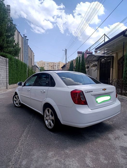 Srochna Jentra sotiladi 2021 yil avtomat 3 pozitsiya 81.000 km haloll