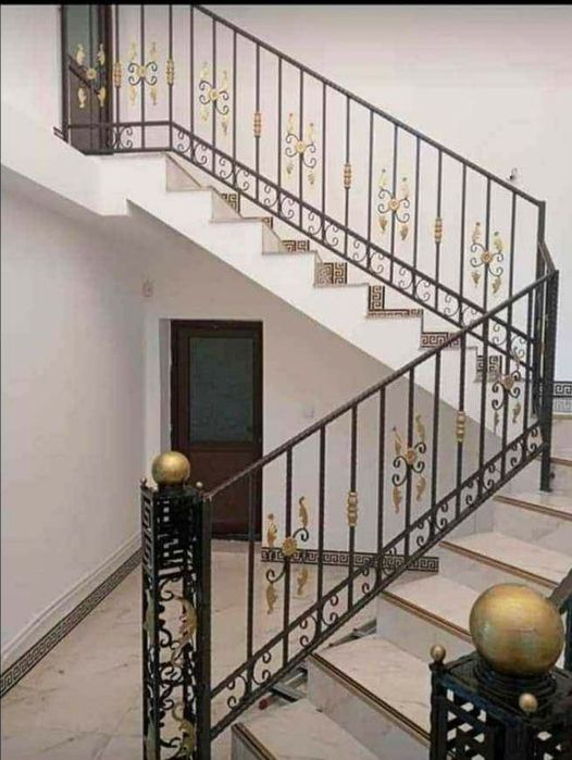 Balustrada din fier forjat si scari metalice