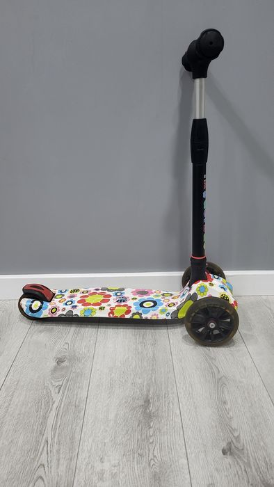 Самокат для девочек